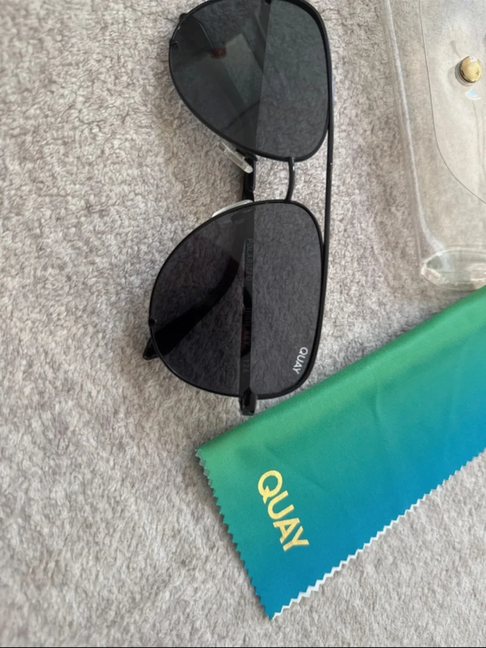 Quay Australia Polorized Highkey Aviator Sunglasses-Black